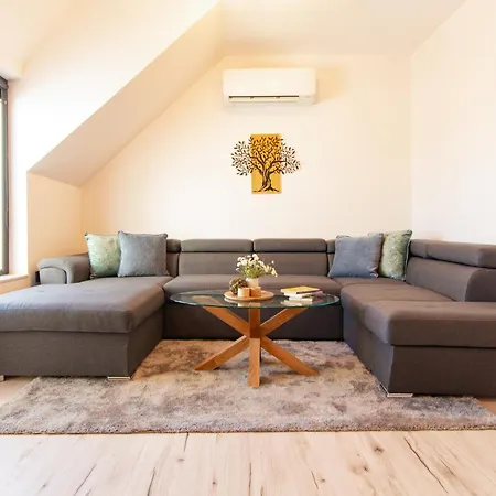 Domus Vista アパート